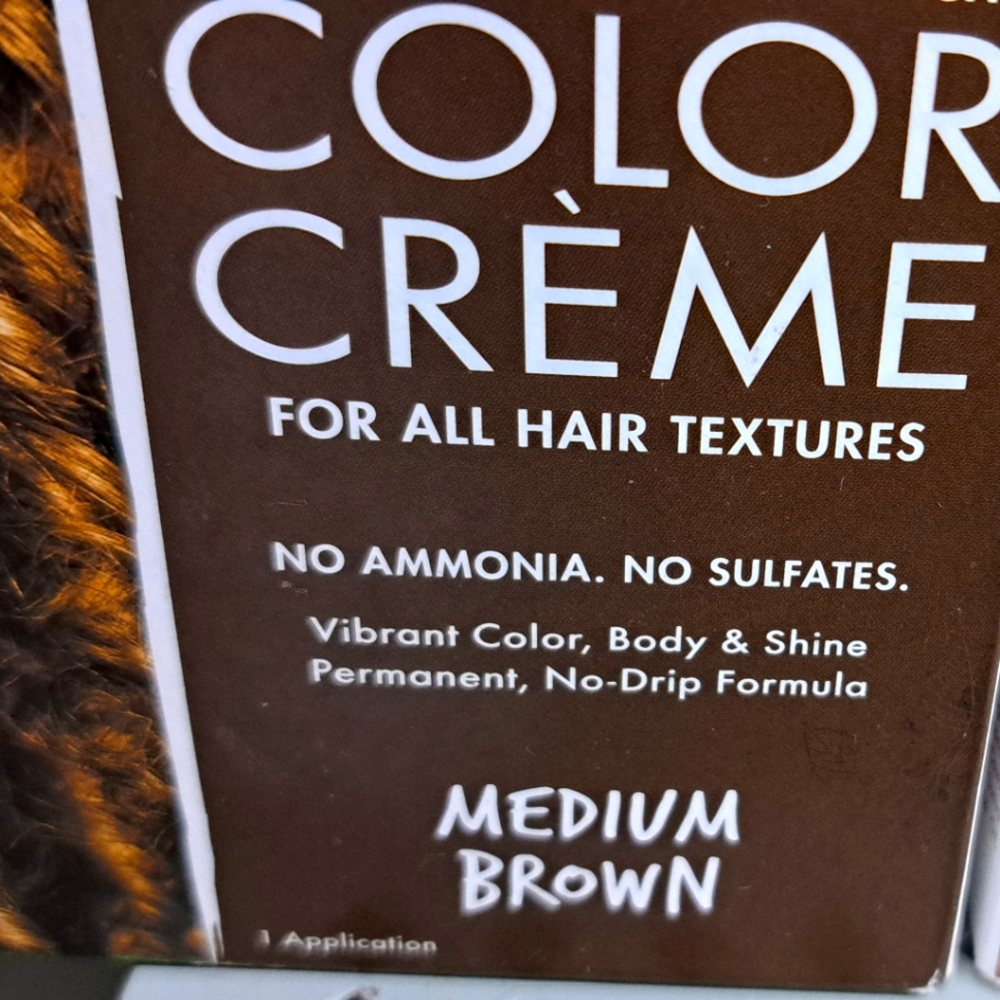 Sheamoisture Color creme medium brown